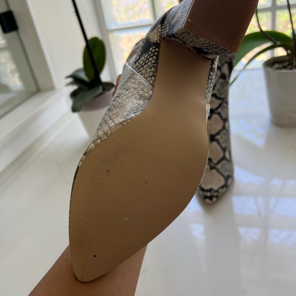 Animal Print boots, worn twice - Picture 2 of 4